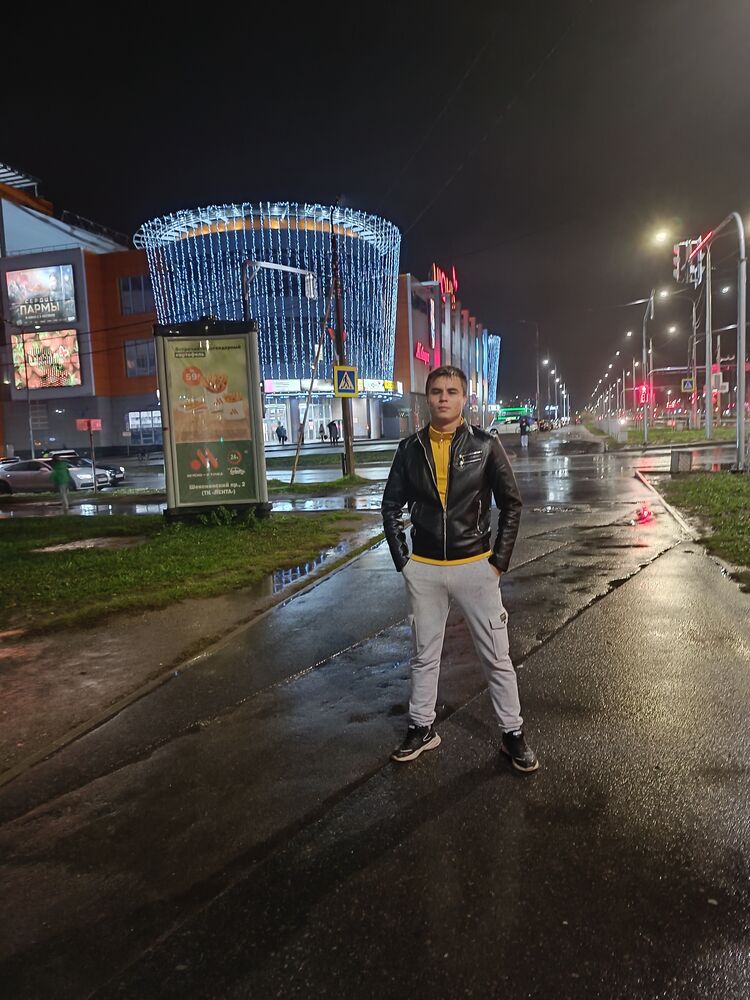  ,   Qayumjon, 26 ,   ,   , c 