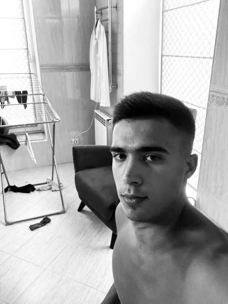 ���� 37971945 ����� �����, 21 ���, ���� ���������� � �����-����������