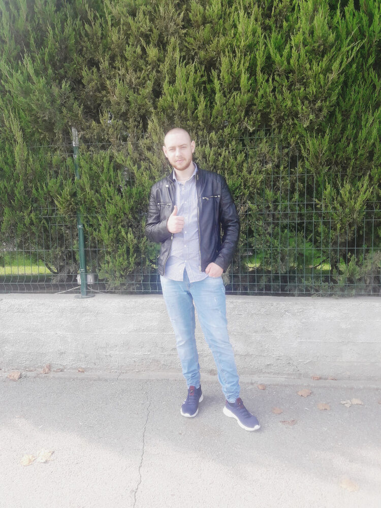  ,   Eugen ion, 27 ,   ,   , c 