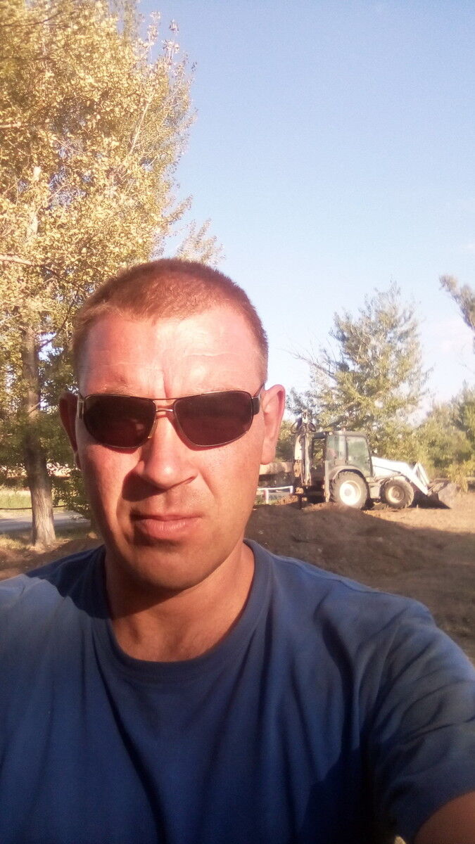  ,   Max, 42 ,   ,   , c 