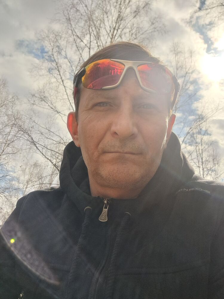  39660875  , 46 ,    