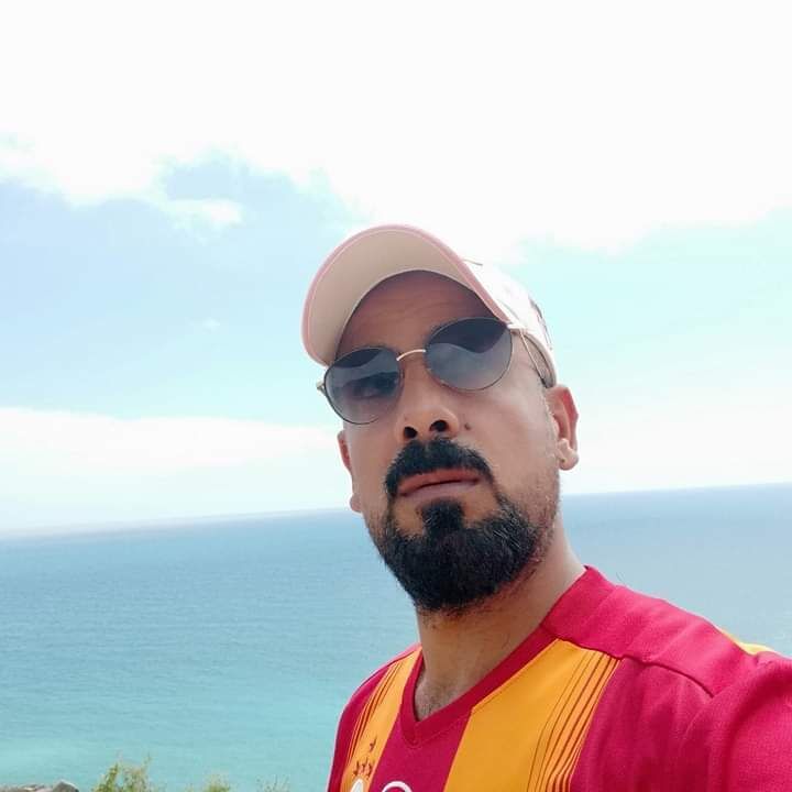  34405375  Aslan, 42 ,    San Marino