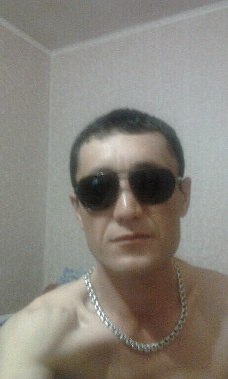  23465475  Bekzod, 47 ,    