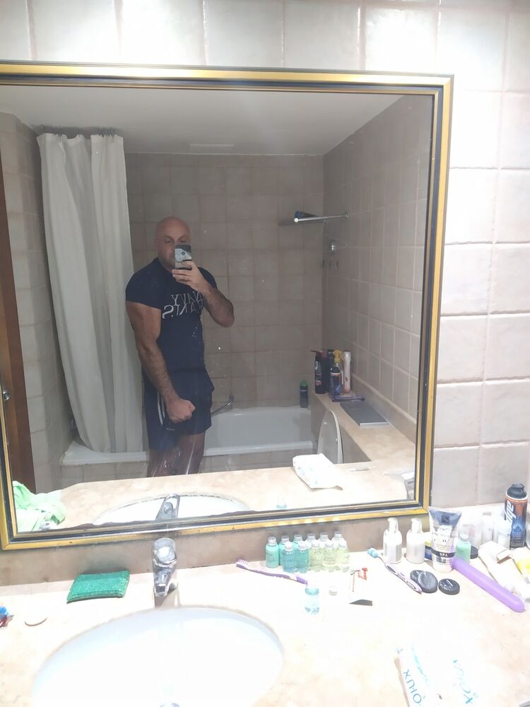  Holon,   , 42 ,   ,   , c 