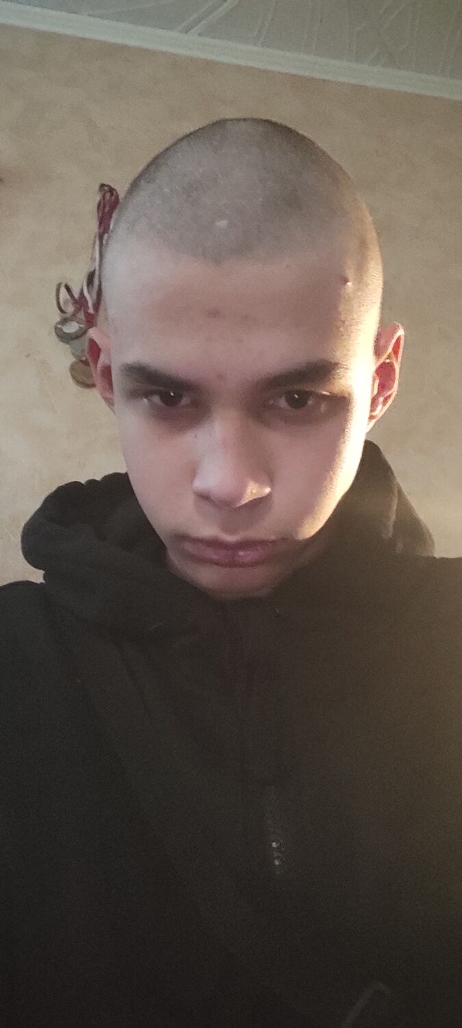  34702435  , 21 ,    