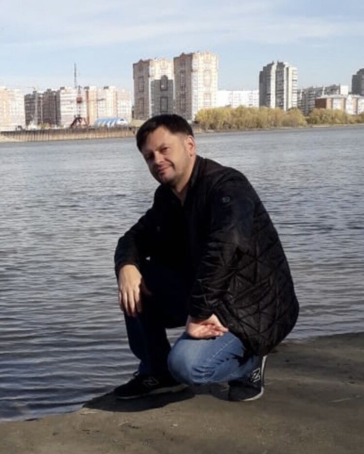 ���� 54204345 ������� E������, 46 ���, ���� ���������� � �����