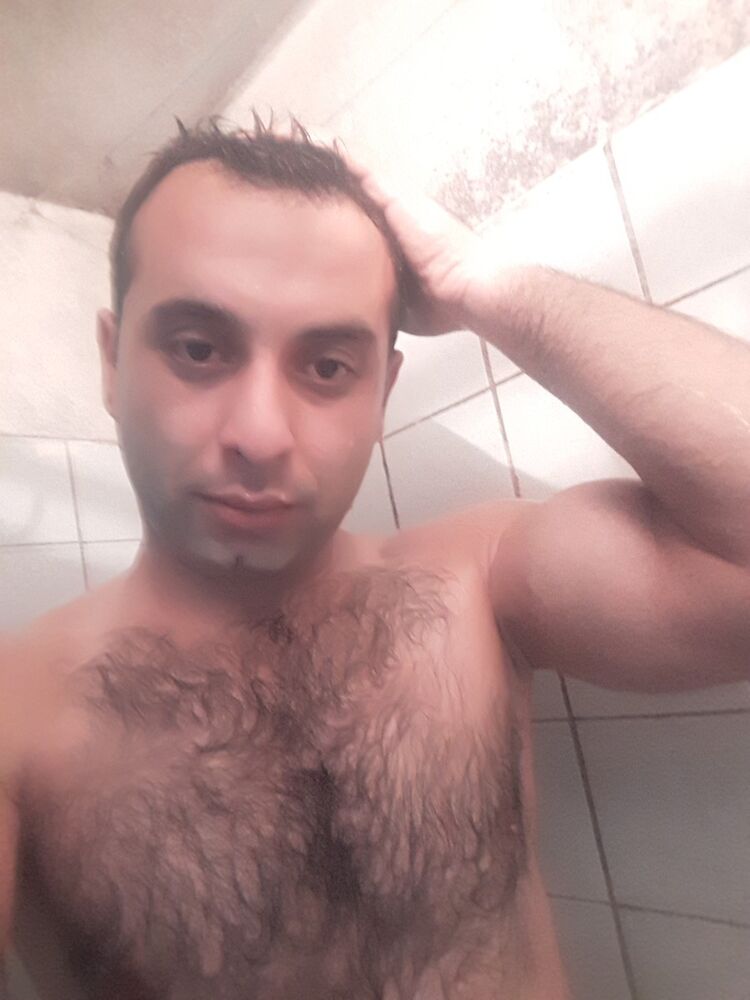  10770605  , 35 ,    