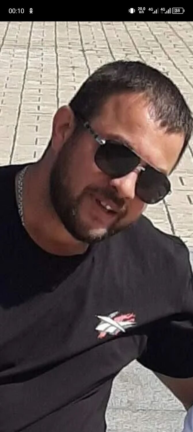  53431655  Anton, 38 ,    -