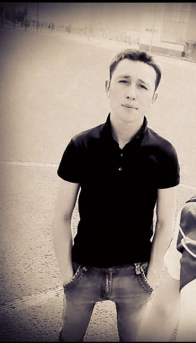  35442865  Artem, 28 ,    