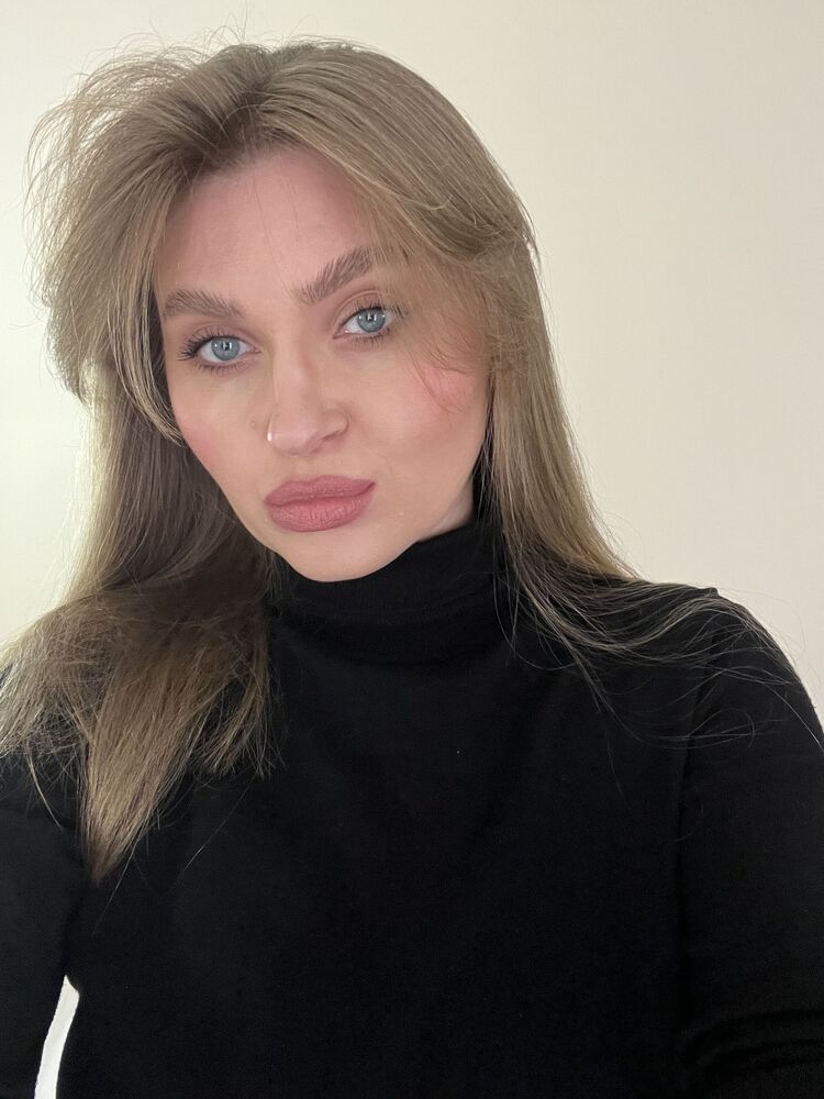  52346055  Olya, 37 ,    