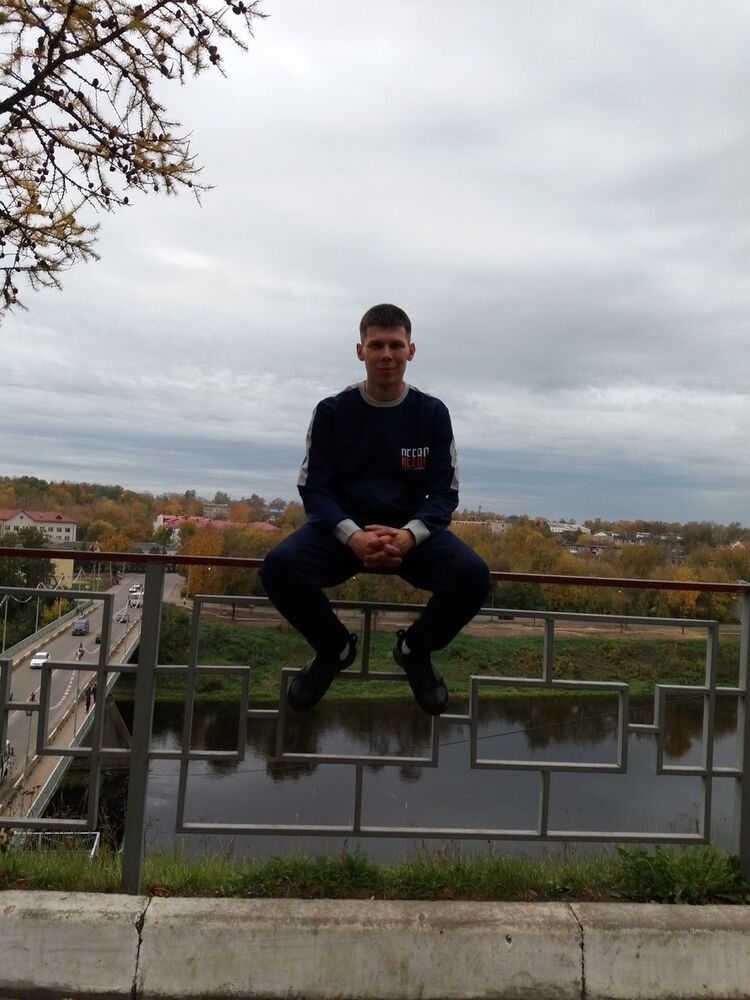  9308475  , 27 ,    