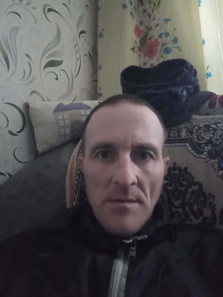  33536365  Oleg, 36 ,    