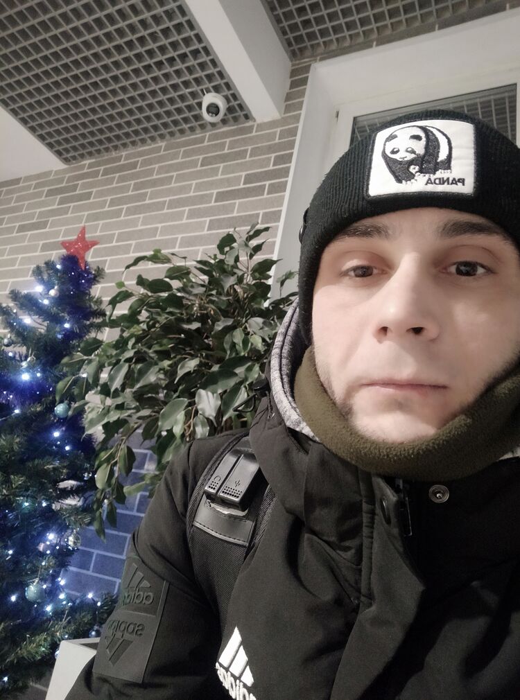  48424285  , 35 ,    