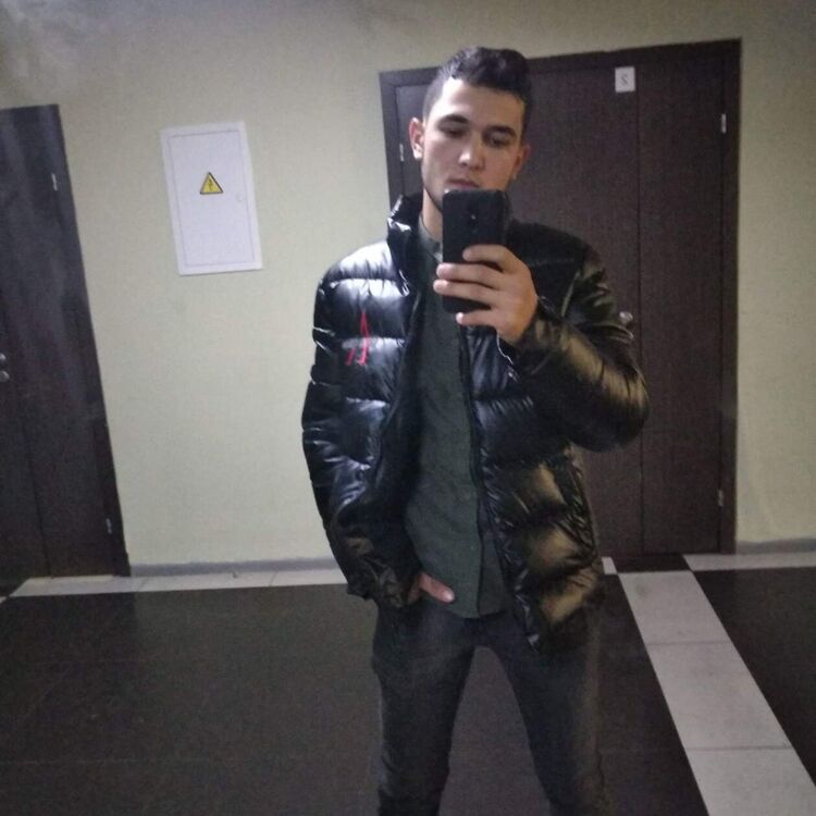  44953265  , 28 ,    