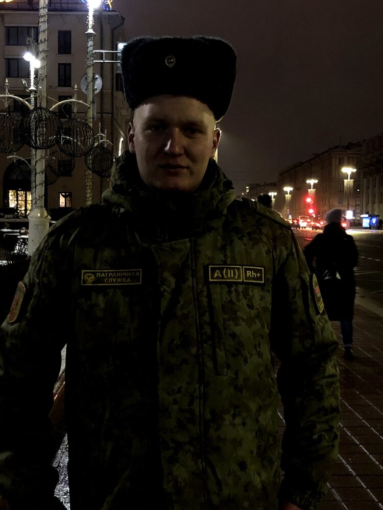  47652655  Slava, 22 ,    