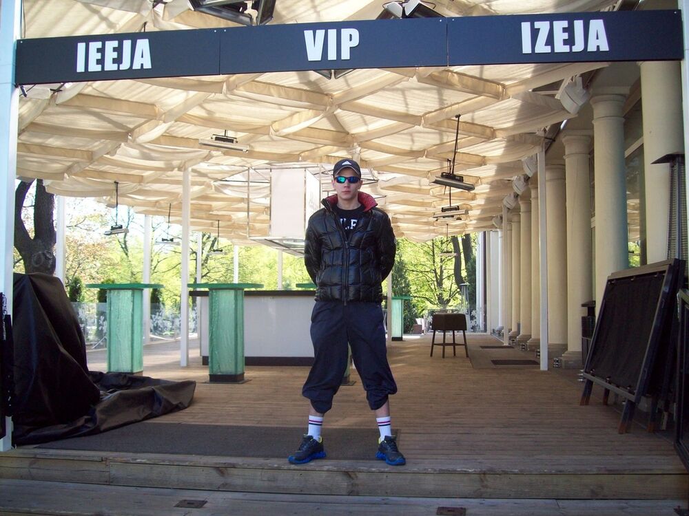  ,   Deivids, 32 ,   ,   , c 