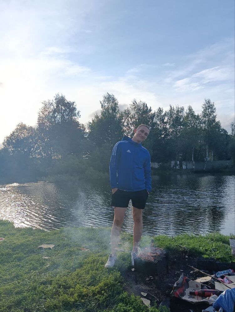  37117425  Kostyan, 27 ,    