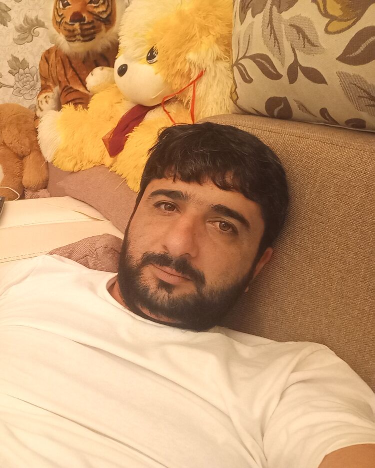  23370415  , 39 ,    
