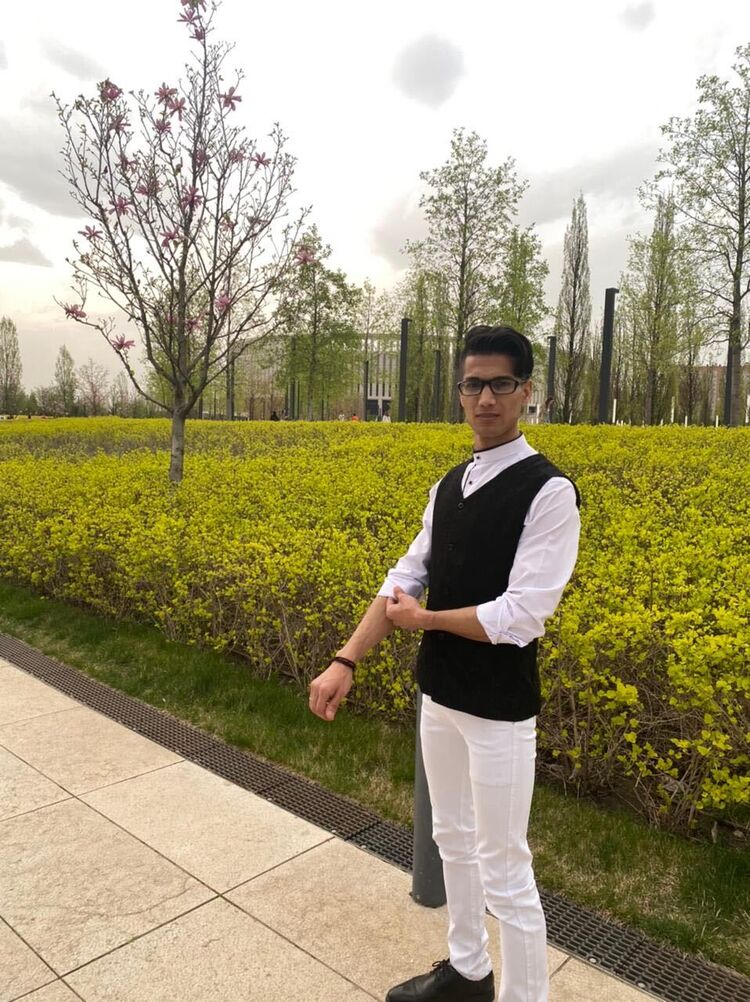  49452945  MoJan, 25 ,    