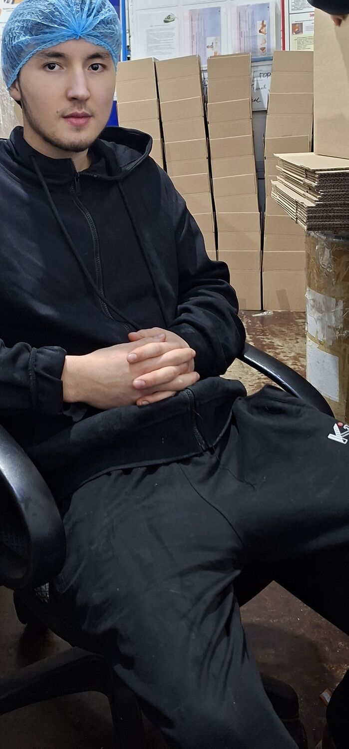  54707485  Voseed, 18 ,    