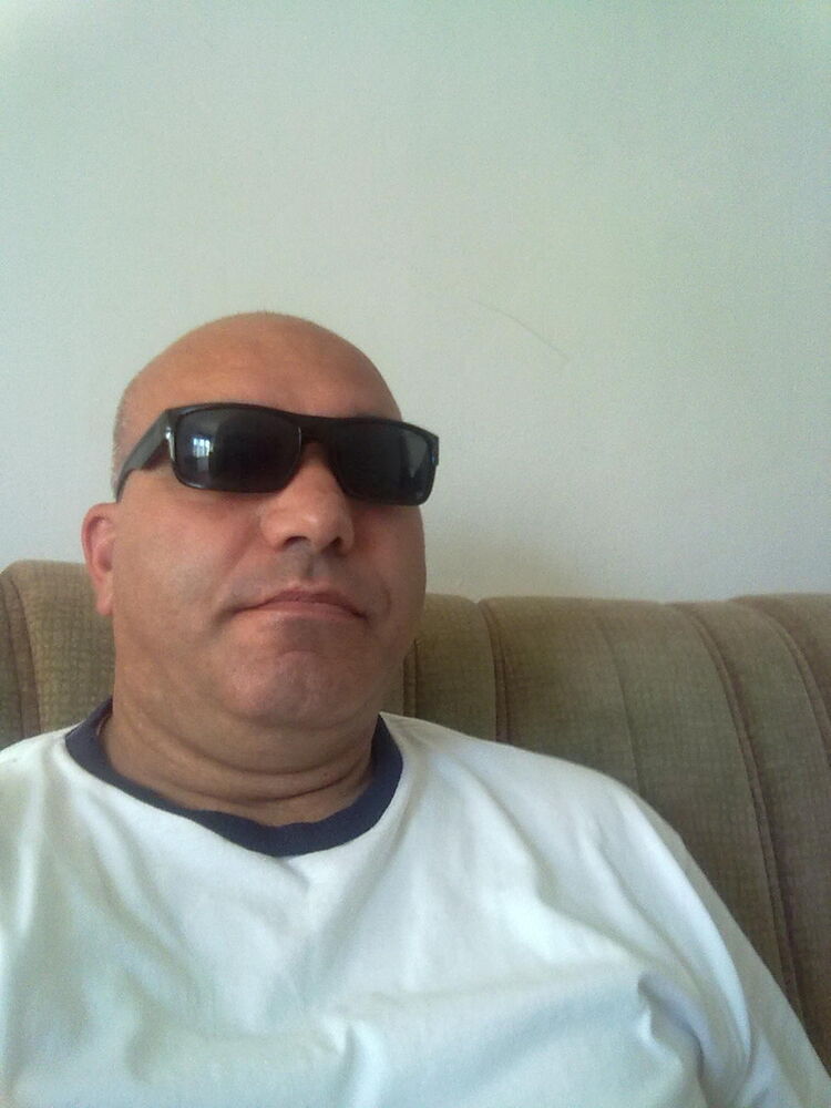  9743905  Artur22222, 51 ,    