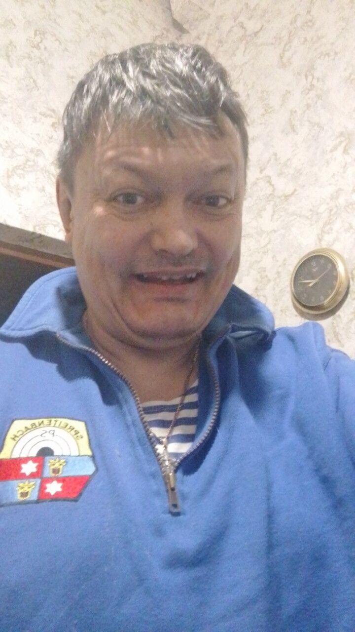  49772645  , 37 ,    