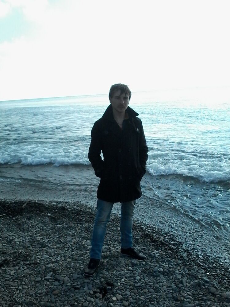  9762185  , 32 ,    --