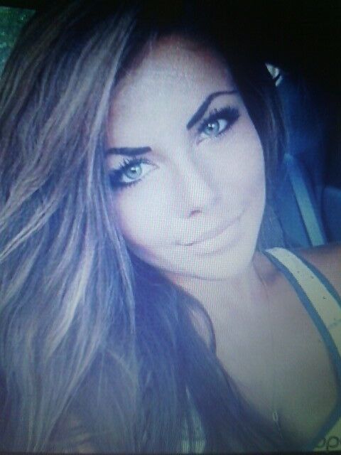  ,   KaRiNa, 42 ,  