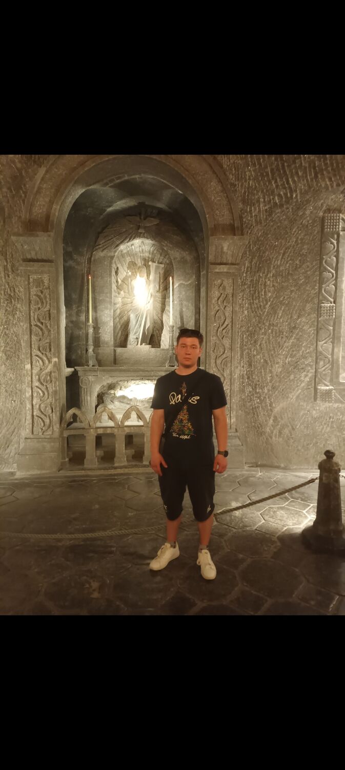  ,   Eriks, 30 ,   ,   