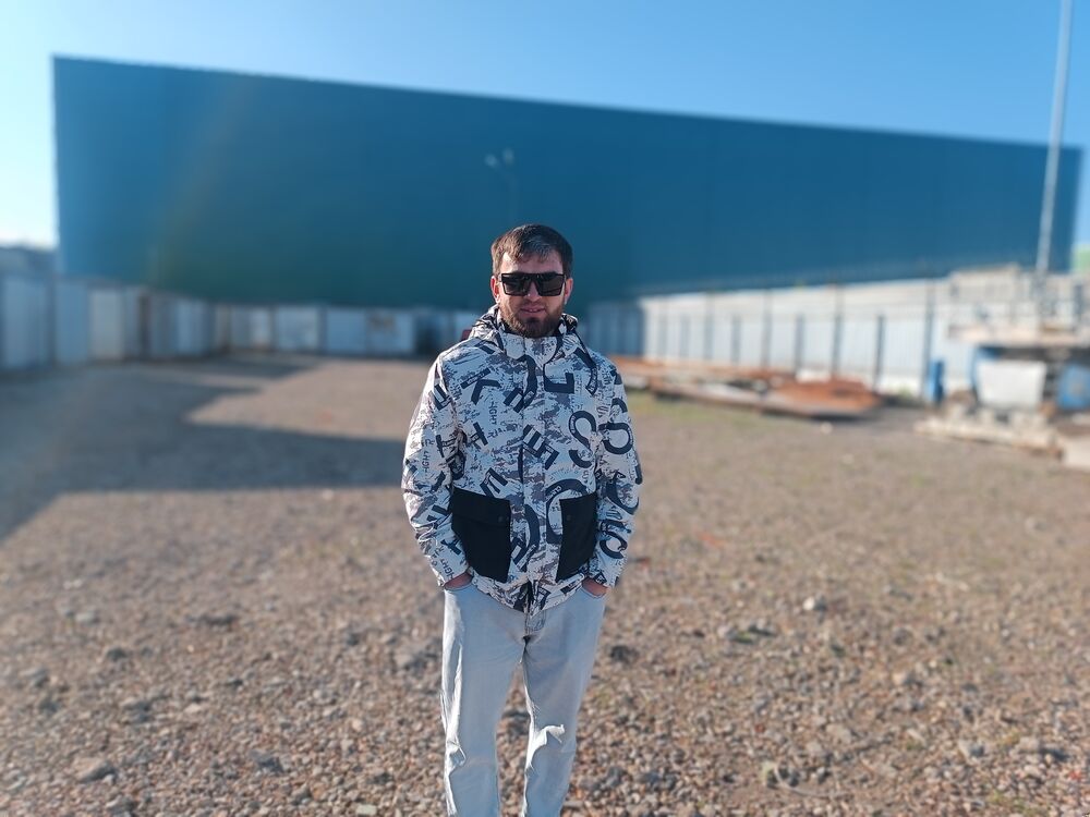  ,   Sharifhon, 32 ,   ,   