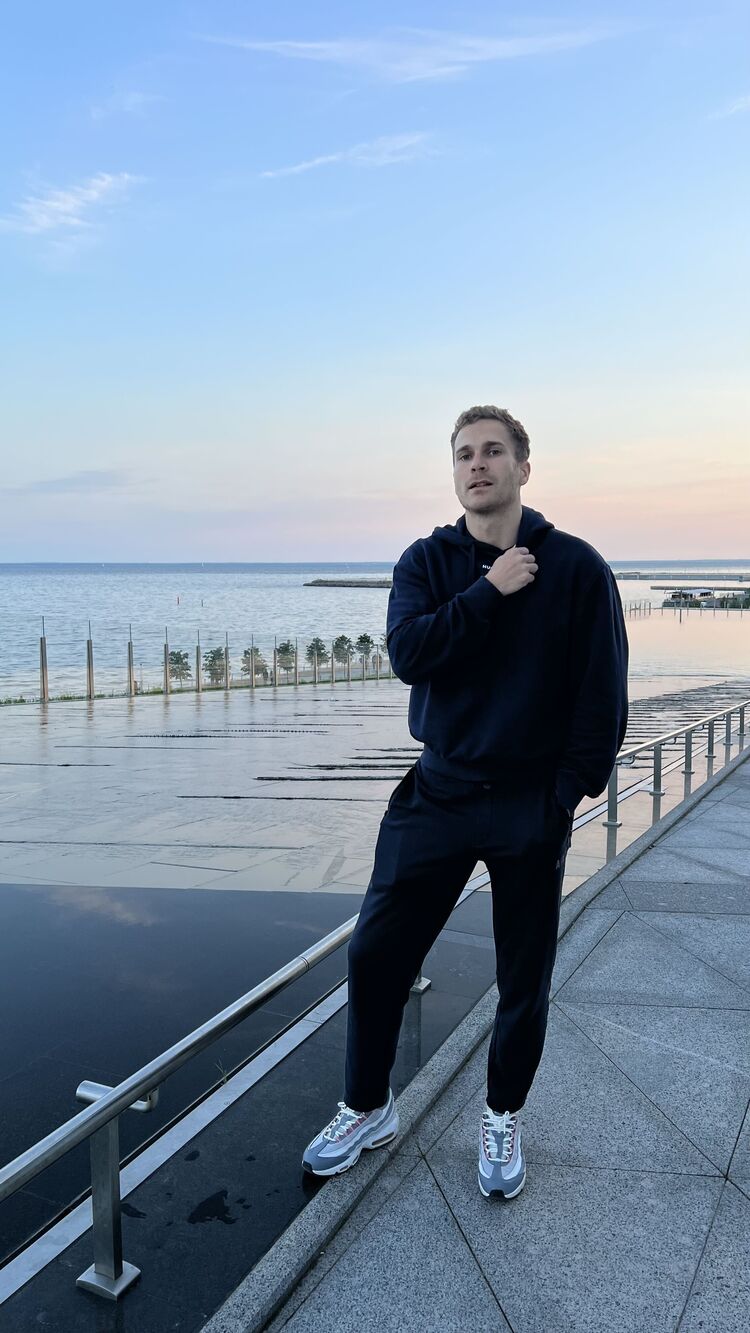  -,   , 29 ,   ,   