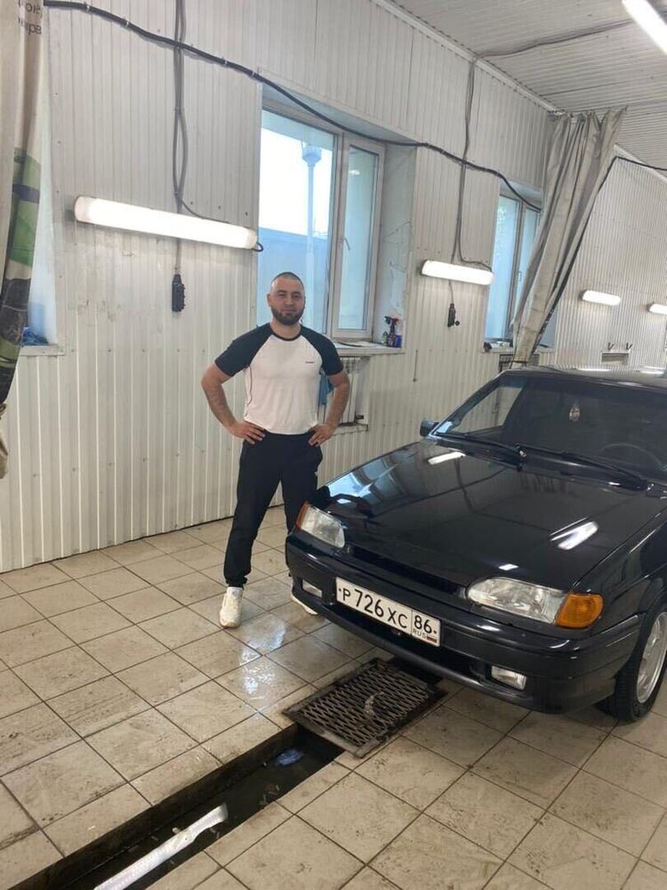  28082655  , 33 ,    