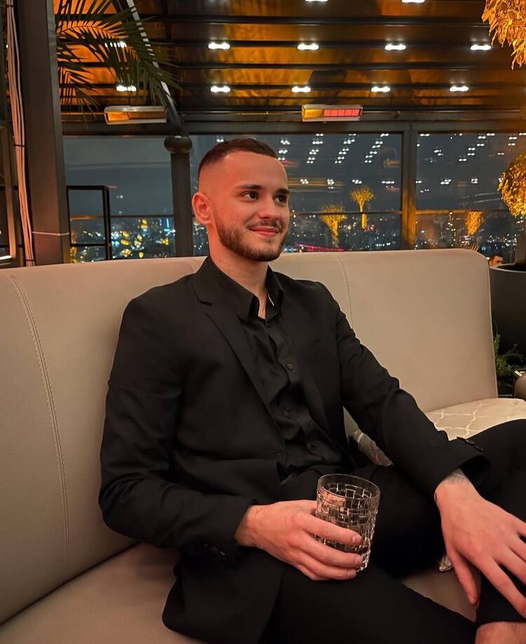  ,   , 24 ,   ,   