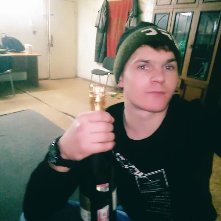  20086125  Kostya, 28 ,    