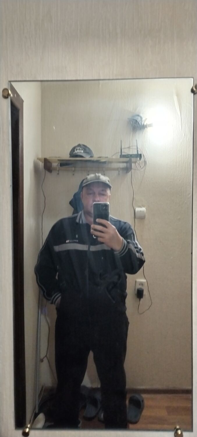  46024385  , 54 ,     