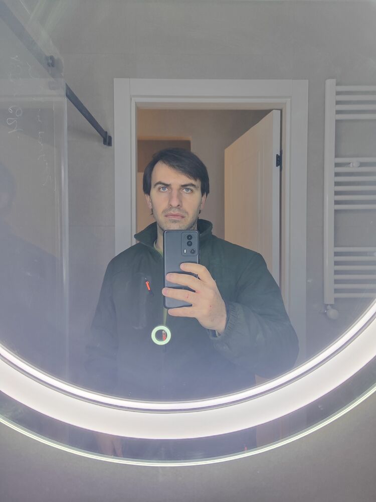  ,   Miro, 25 ,   ,   , c , 