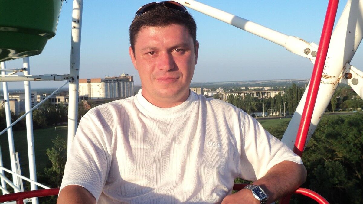  4557485  Konstantin, 47 ,    