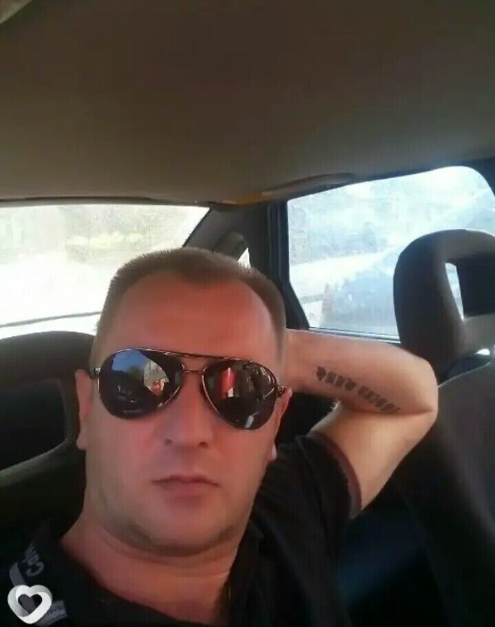  41625705  , 46 ,    