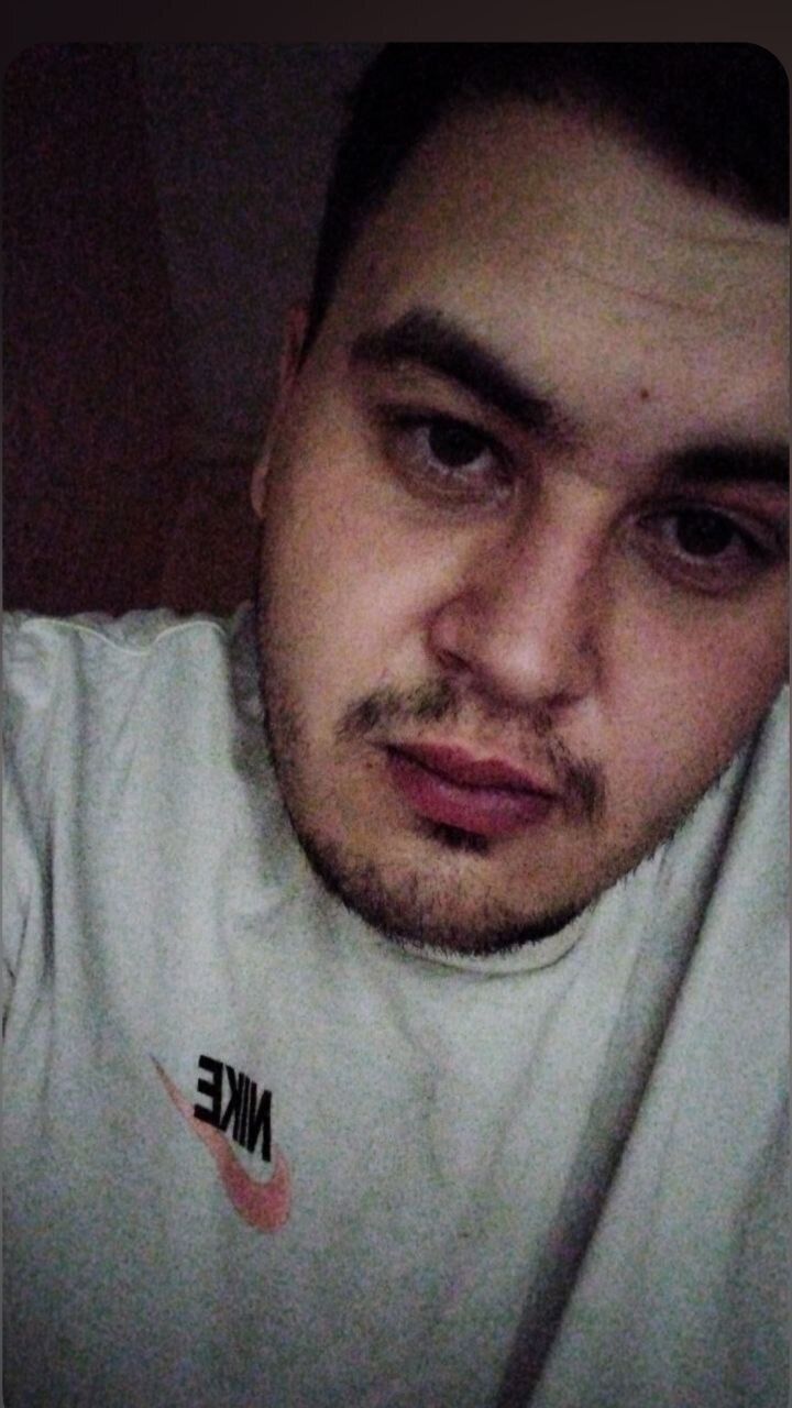  53405495  Mikhail, 26 ,    