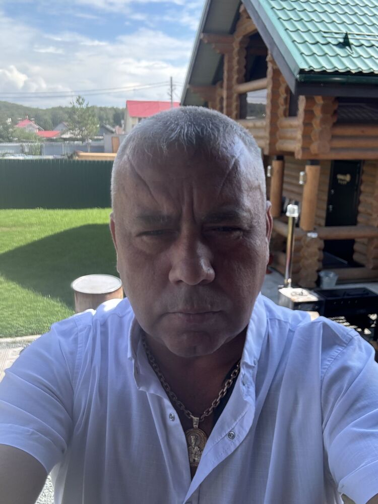  48122645  , 52 ,    