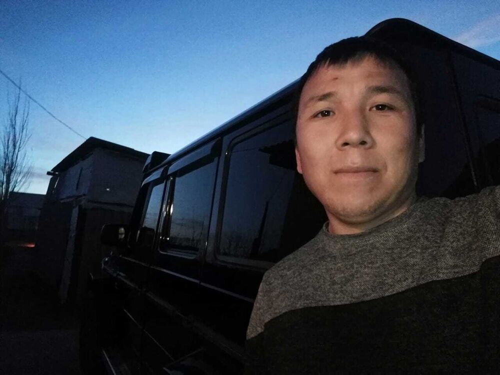  ,   Zhaynar, 38 ,   ,   , c 