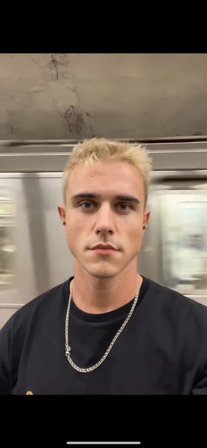 ���� 31162695 ����� ������, 21 ���, ���� ���������� � �������