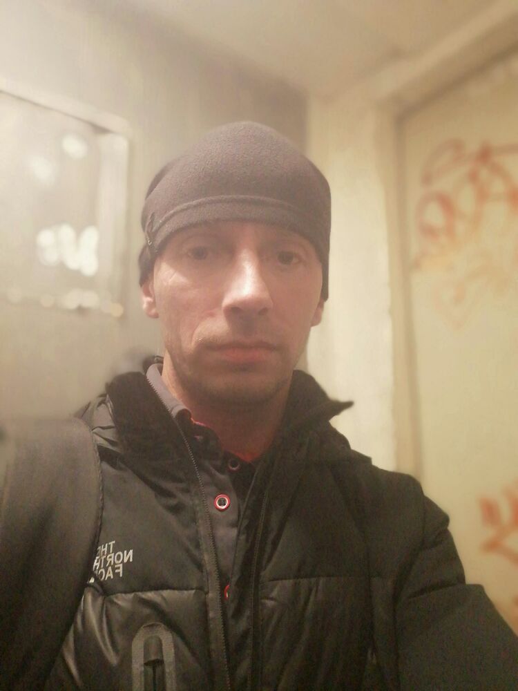 ���� 25402935 ������� ��������, 42 ����, ���� ���������� � �����