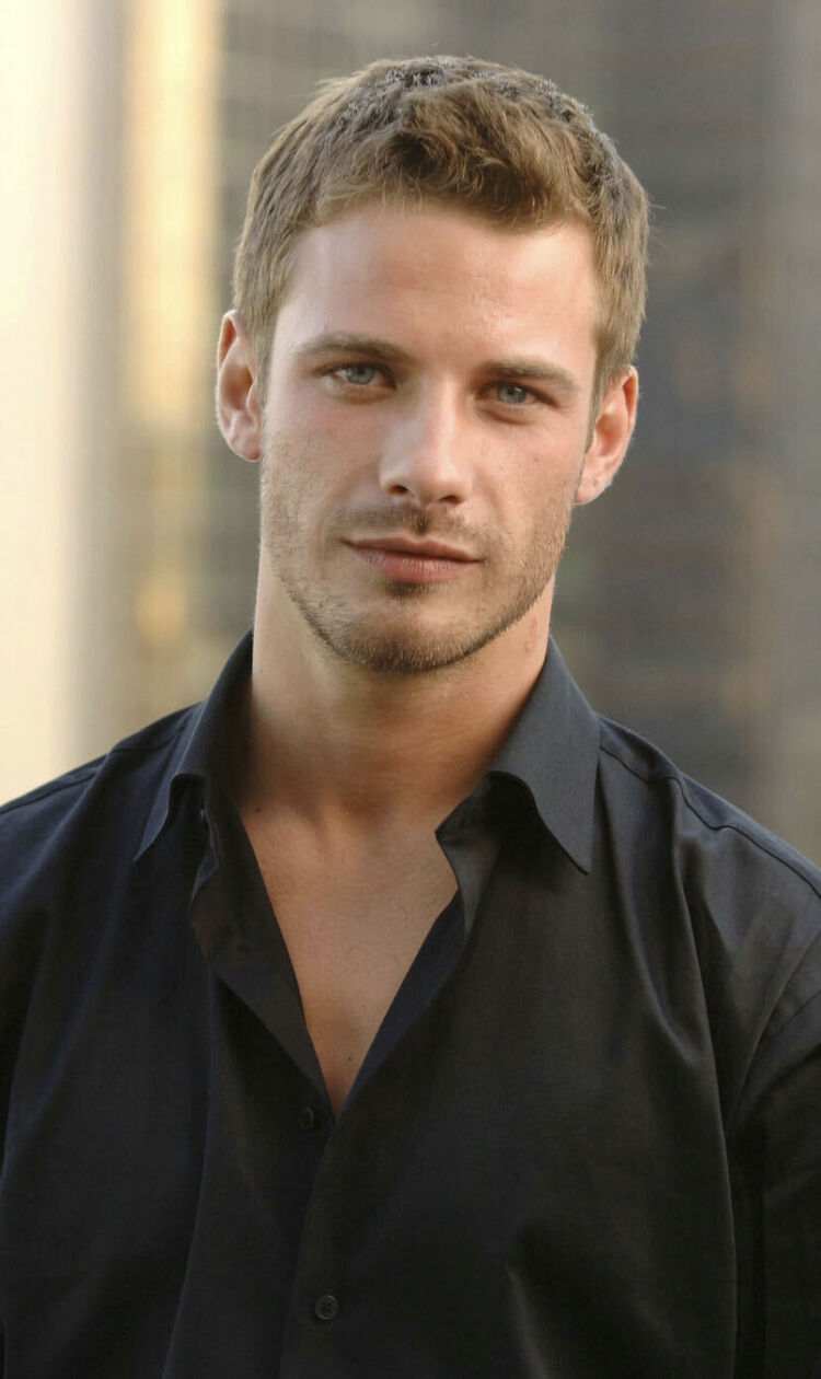  47396455  Artem, 41 ,    