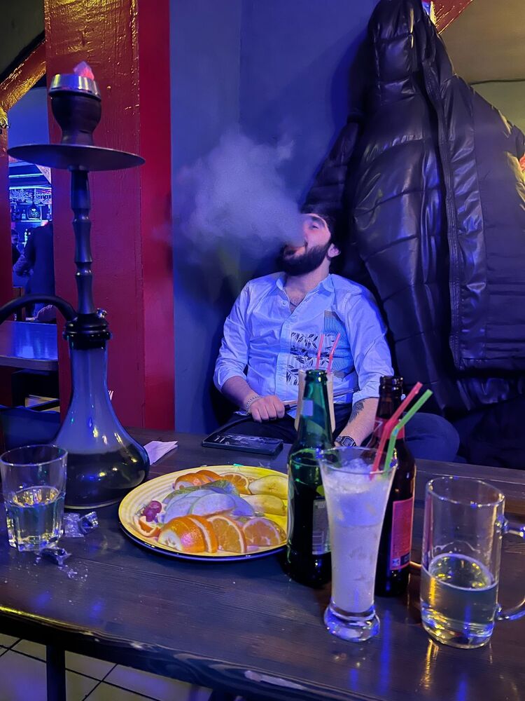  50084695  Nihat, 23 ,    