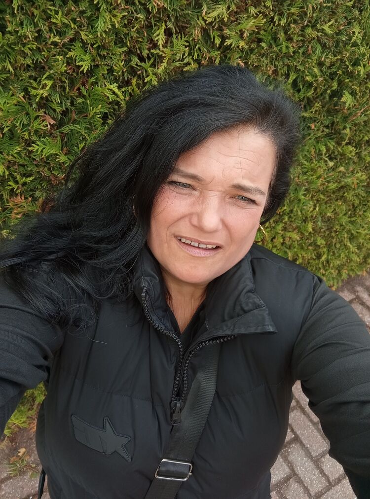  53888565  , 48 ,    Damwoude