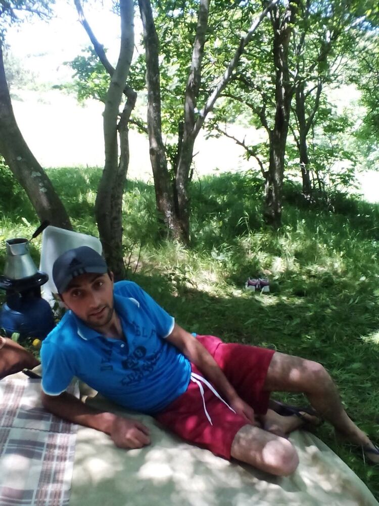  ,   Narek, 35 ,   , c 