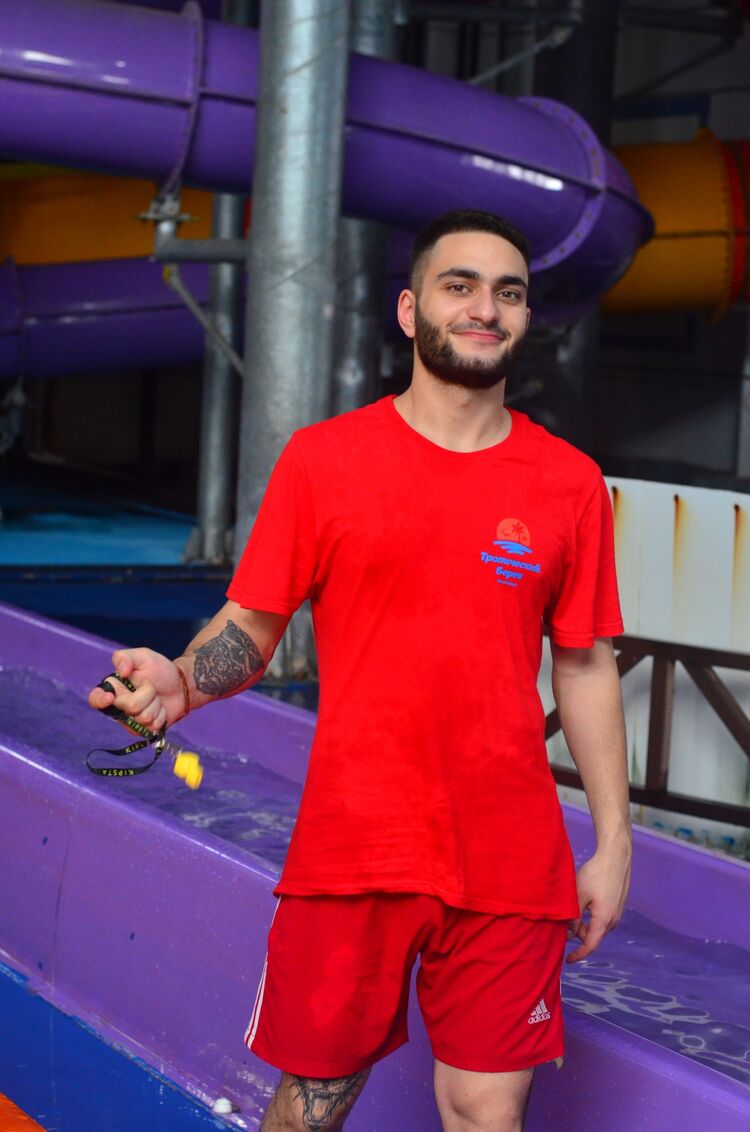  ,   Artur, 26 ,   ,   