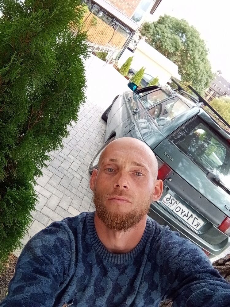  ,   Aleksei, 34 ,   ,   