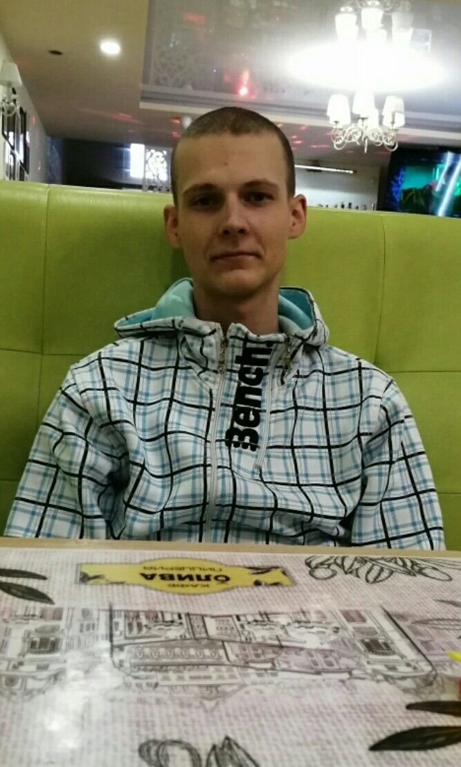  15884775  , 25 ,    
